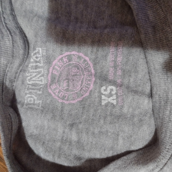 Gray t-shirt pink size extra small - Picture 2 of 3
